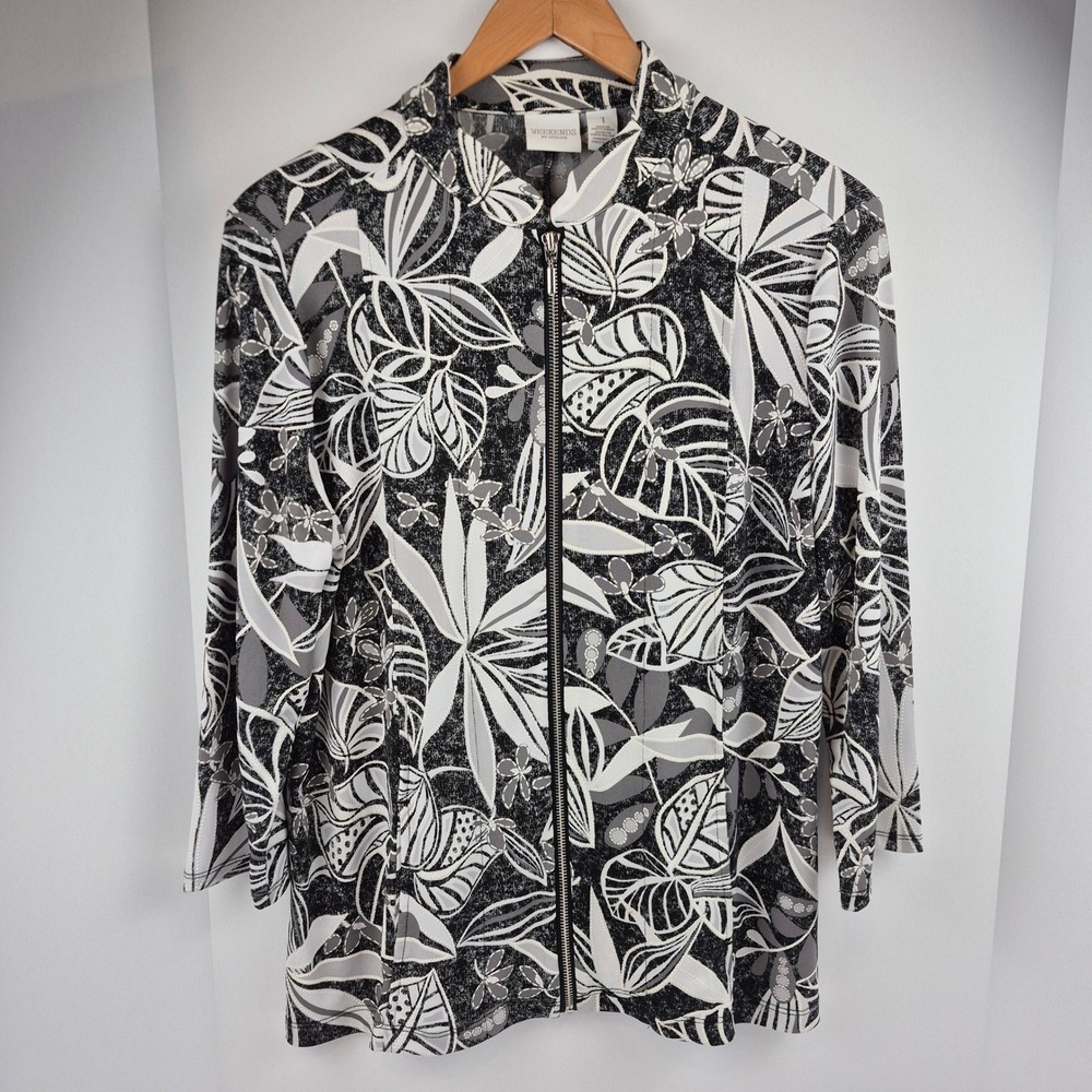 Weekends by Chicos Black White Floral Zip Front Jacket Womens Size 1 Lightweight